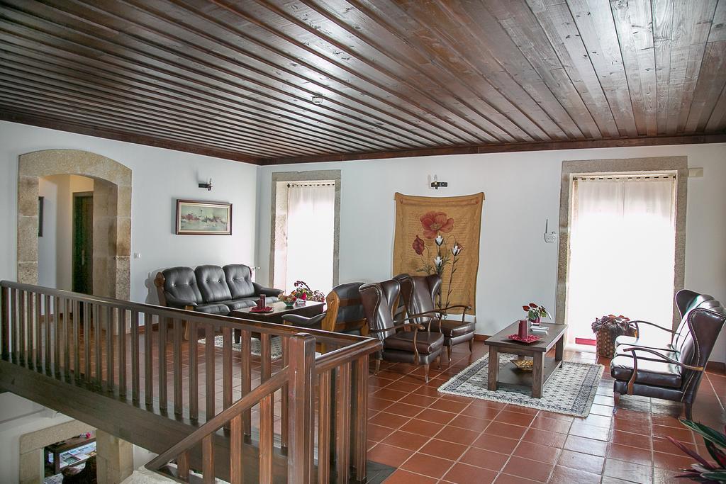 Solar Dos Almeidas - Turismo De Habitacao Bed & Breakfast Trancoso Exterior photo